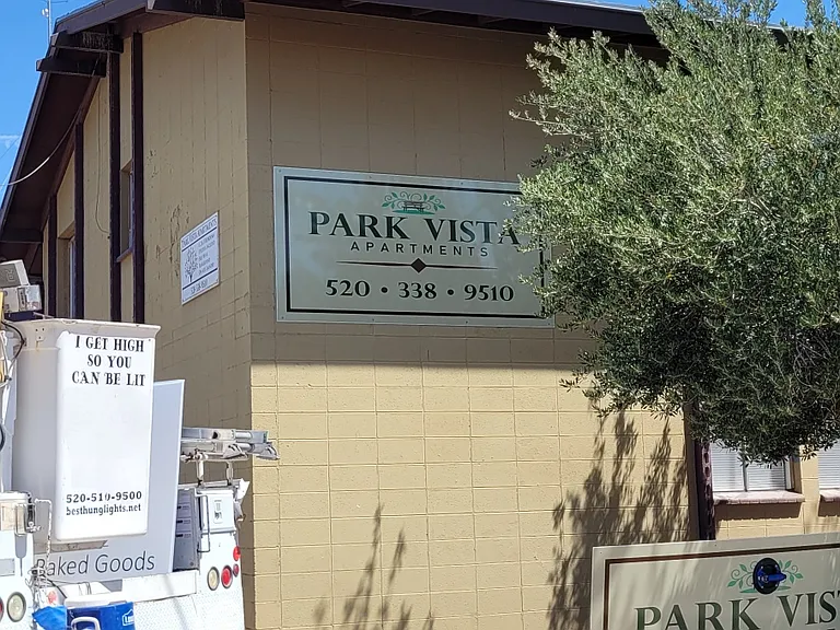 Park Vista Apartments — Photo 4