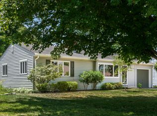 2429 Woodstock Rd, Columbus, OH 43221