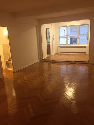 Rented by Punia & Marx Inc. | media 9