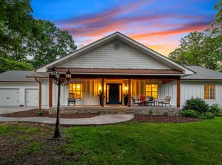 70 W Oakcrest Rd, Epworth, GA 30541