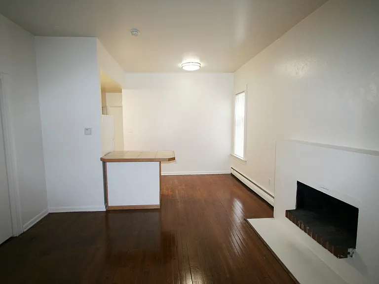 1144 N York St #104 — Photo 2