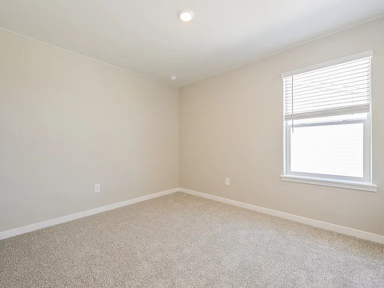 17946 E 94th Ave — Photo 12