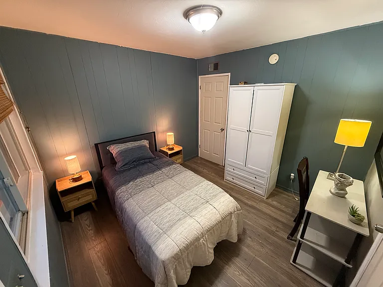 1109 W Pine Ave — Photo 10