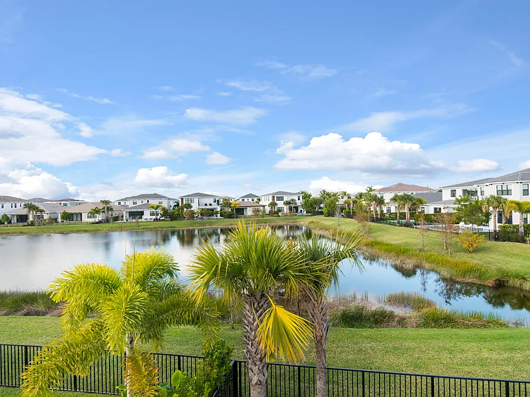12510 Solana Bay Cir — Photo 38