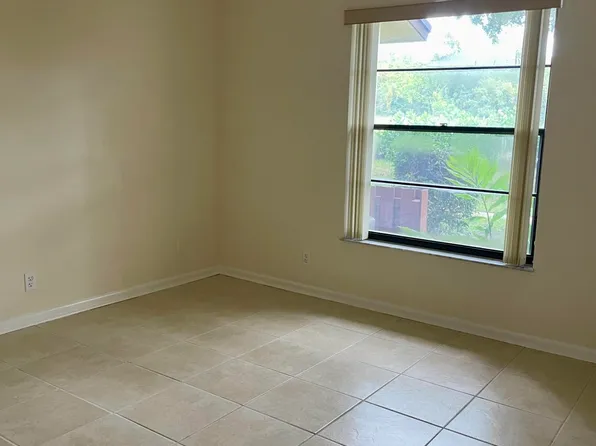 8094 SE Villa Cir, Hobe Sound, FL 33455