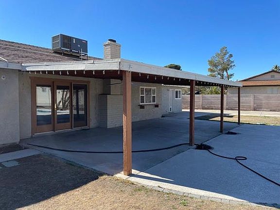 4th image of 6810 Adobe Ct