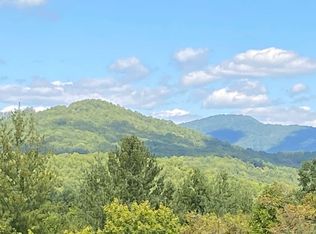 242 Whisperwood Trl, Mineral Bluff, GA 30559