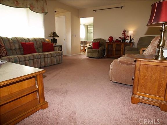 3rd image of 422 S Walnut Creek Pl