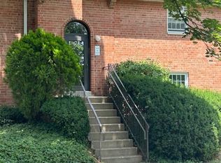 4000 Gypsy Ln UNIT 421D, Philadelphia, PA