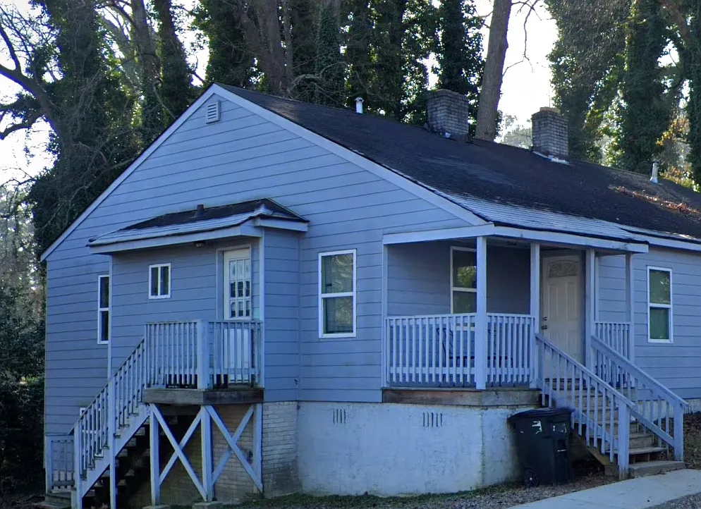 2 bed, 1000 sqft, $1,600 — Photo 2