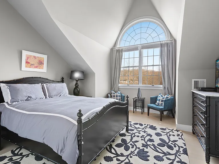 8 Whispering Fields Ct — Photo 11