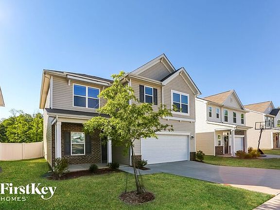 3rd image of 9309 Sloan Forest Dr