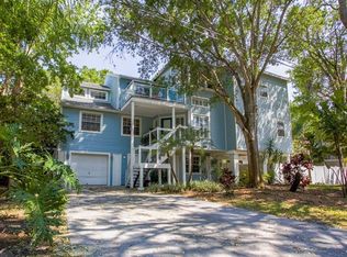 303 Shore Dr, Palm Harbor, FL 34683