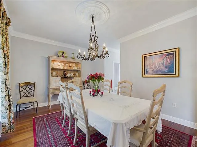 4 bed, 2.5 bath, 2775 sqft, $3,000 — Photo 4