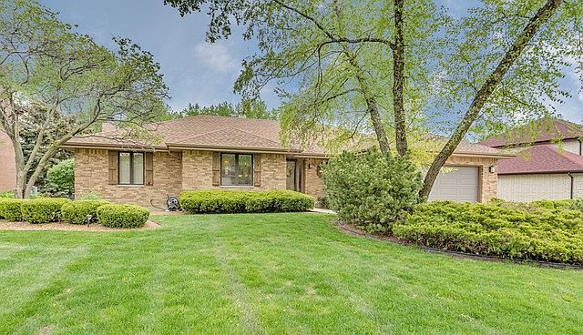 1st image of 1616 Lakeview Dr
