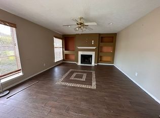 2119 Mountshire Dr, Missouri City, TX 77489