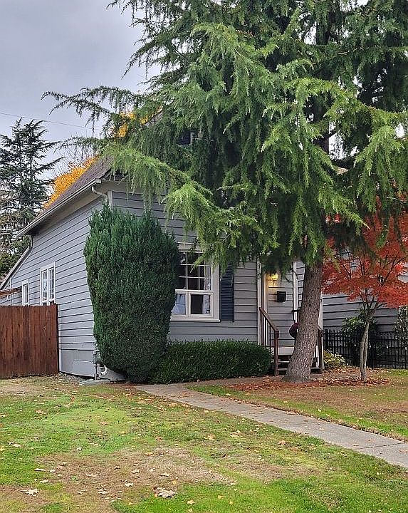 1st image of 2520 Lombard Ave