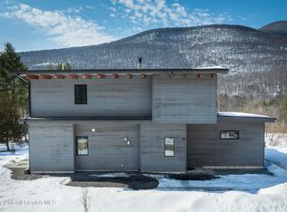 23 Traver Hollow Rd, Boiceville, NY 12412