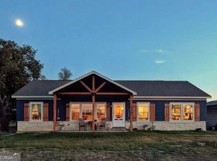 230 Vaughn Cir, Griffin, GA 30223