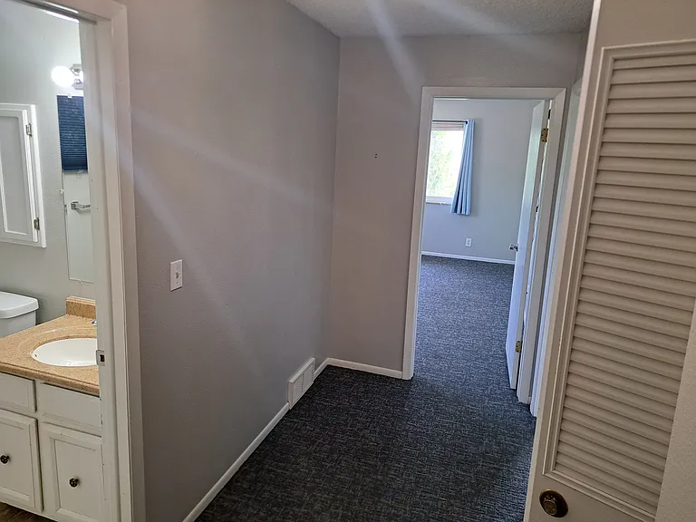 9904 Lane St — Photo 5