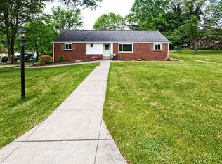 1917 Woodside Rd, Glenshaw, PA 15116