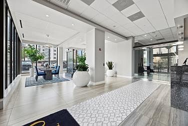 4th image of 5150 Hidalgo St Unit 1805