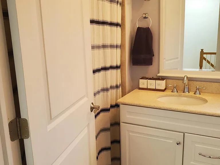 14 W Marion St #15 — Photo 10