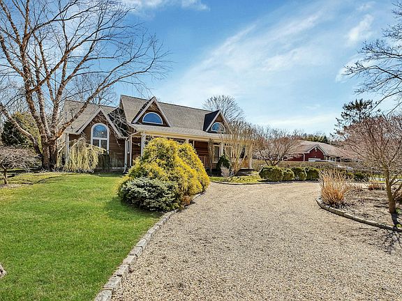 3rd image of 6 Nidzyn Ave