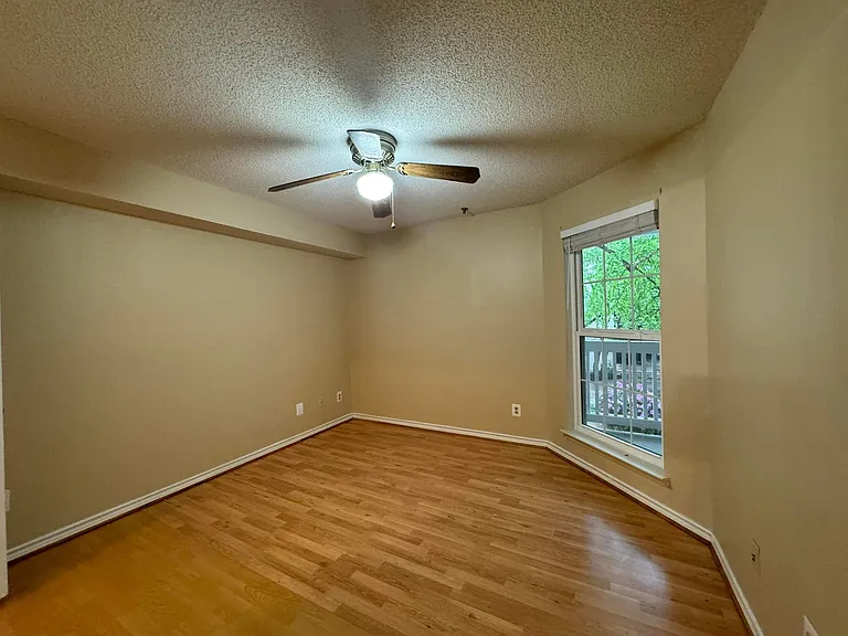 1504 Lincoln Way #212 — Photo 12