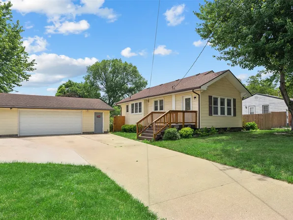 2519 E Madison Ave, Des Moines, IA 50317