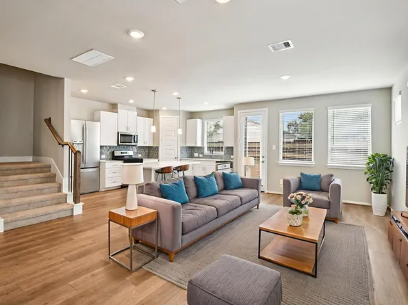 10107 Pelican Pass Dr, Houston, TX 77080