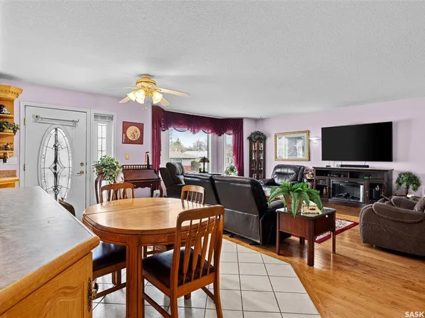 346 Halifax STREET, Regina, SK S4R 1T2