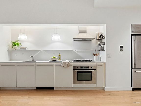 4th image of 15 Broad St APT 2224