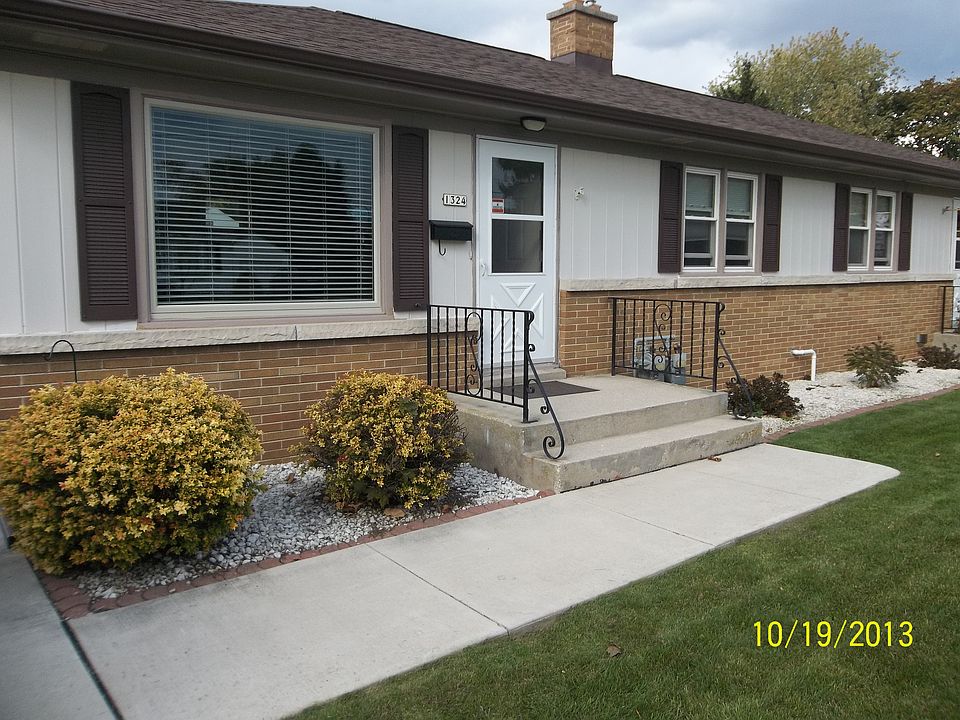 Front of duplex