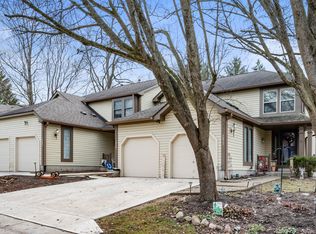 7977 N Sunset Cove Dr, Indianapolis, IN 46236