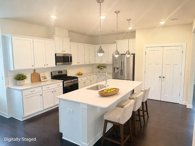 11440 Westbranch Pkwy — Photo 5