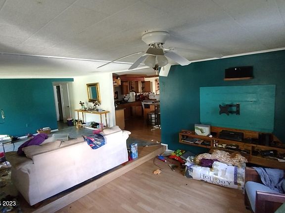 3rd image of 7 Knollwood Dr