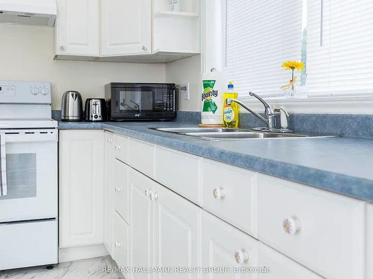 456 Bronson Ave #5 — Photo 8