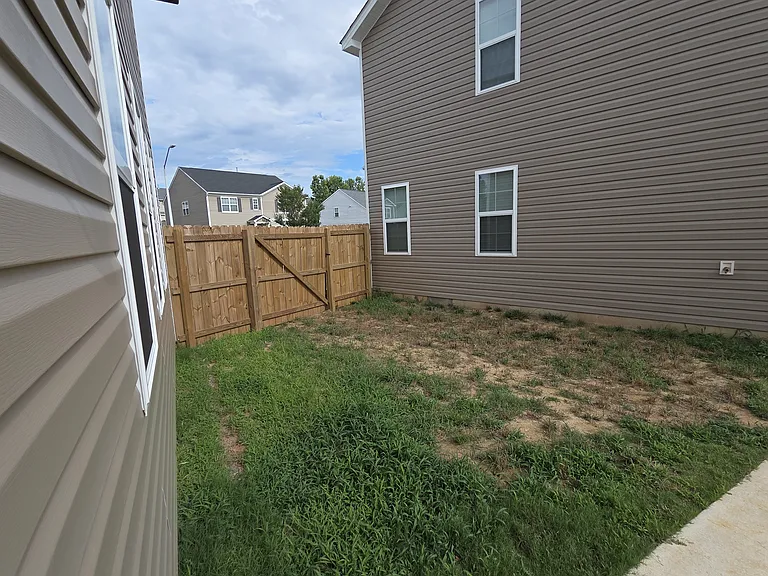 201 Tucker House Ln — Photo 21