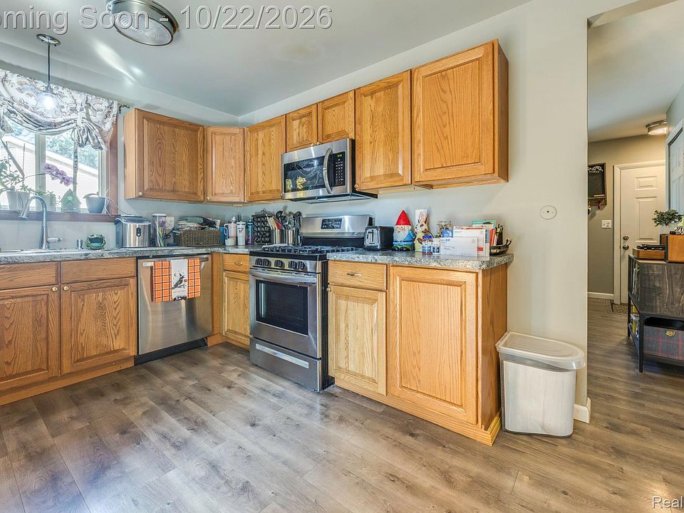 277 Manor Park Dr, photo 8