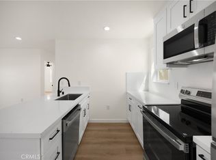 102 E Avenida San Gabriel APT B, San Clemente, CA 92672