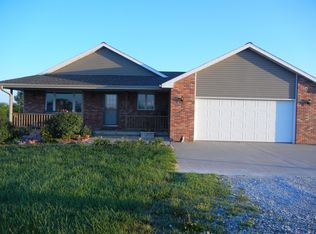 15896 Nemaha Ln, Adams, NE 68301