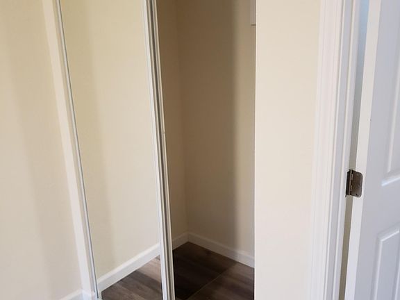 3rd image of 511 Flynn Ave
