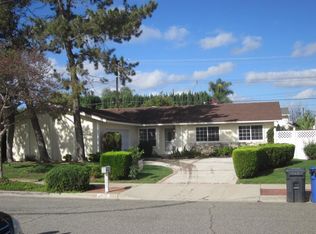 1055 Cavalier Ave, Simi Valley, CA 93065