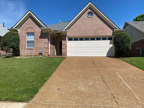 1189 Breezy Valley Dr Photo 1