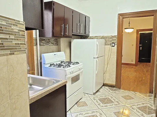 Rented by Marjorie Thompson, LREB | media 6