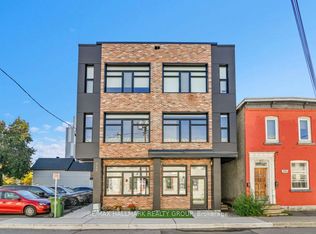 260 Armstrong St #201, Ottawa, ON K1Y 2W6