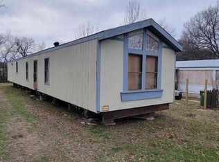 606 Crockett St, Glen Rose, TX 76043