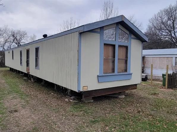 606 Crockett St, Glen Rose, TX 76043