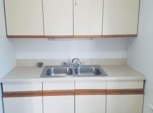 31 Florence St, Manchester, CT 06040